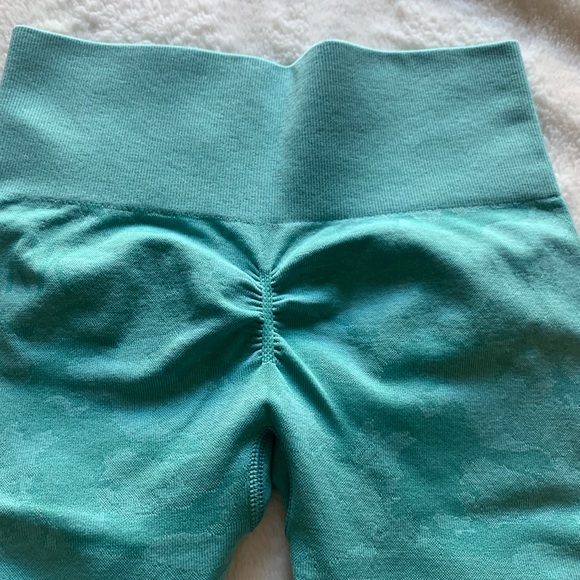 NWT Gymshark Adapt Camo Seamless Aqua Green XS - Picture 5 of 7